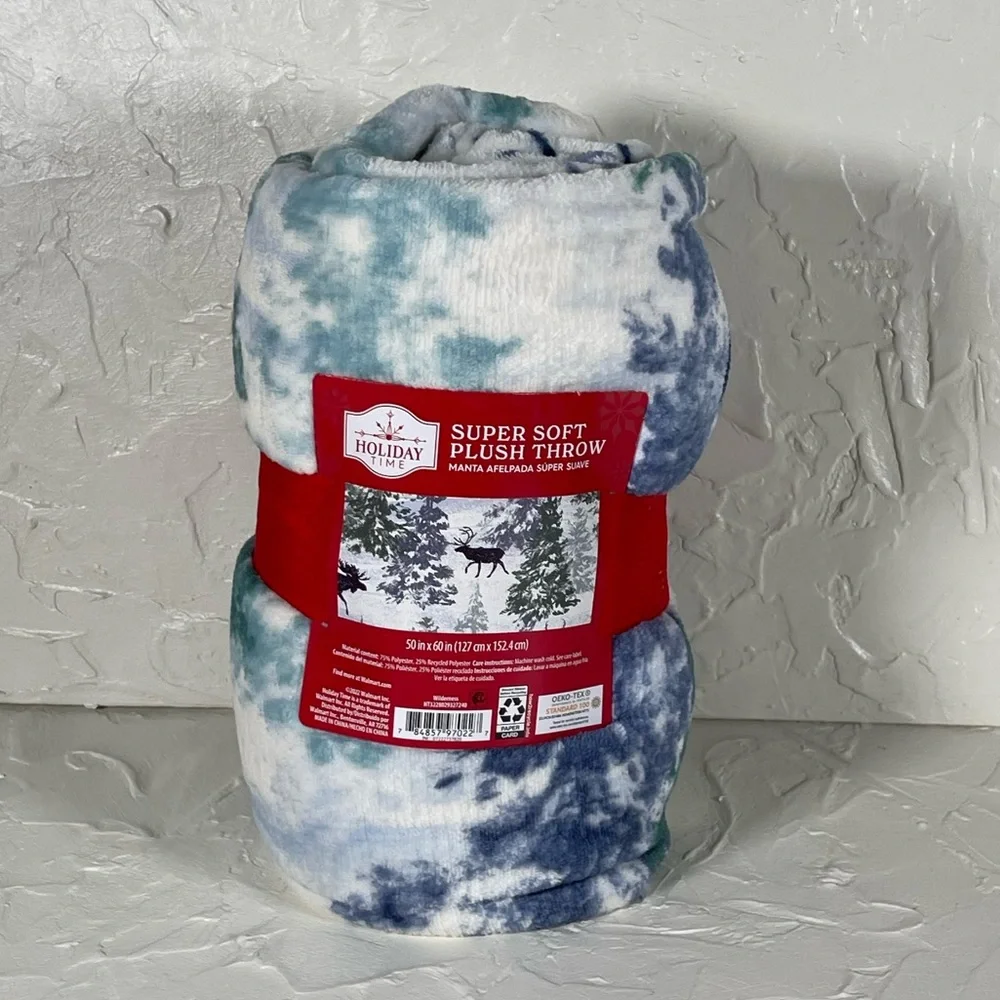 **NWT Holiday Time Super Soft Plush Throw Wilderness
